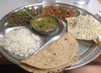 सर्व हॉटेलांप्रमाणेच आता शिवभोजन थाळीही पार्सल स्वरुपात मिळणार