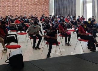 एमजी मोटर इंडिया तर्फे कंपनीच्या कर्मचाऱ्यांसाठी मोफत कोव्हिड लसीकरण मोहिम आयोजित