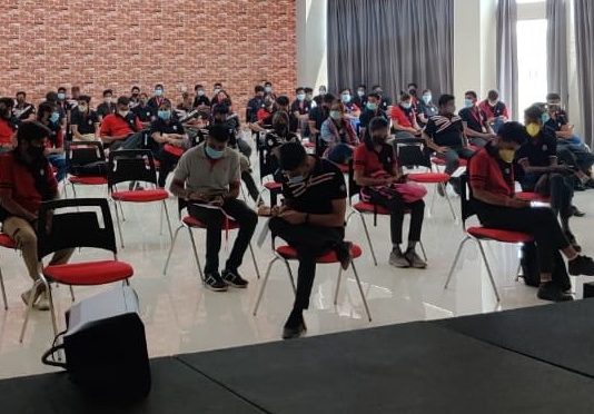 एमजी मोटर इंडिया तर्फे कंपनीच्या कर्मचाऱ्यांसाठी मोफत कोव्हिड लसीकरण मोहिम आयोजित