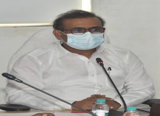 केंद्र सरकारने परदेशातून लसी आयात करण्यासाठीचे राष्ट्रीय धोरण तयार करण्याचे आरोग्यमंत्र्यांचं केंद्राला आवाहन