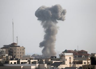 इस्रायल-पॅलेस्टिनी संघर्षात हमास आणि इस्रायलकडून हवाई हल्ले सुरुच