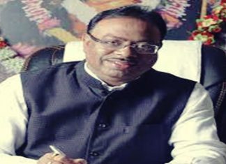 विद्युत विभागाच्या कर्मचाऱ्यांचं लसीकरण करण्याची भाजपचे राज्य महासचिव चंद्रशेखर बावनकुळे यांची मागणी