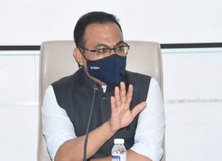 गावांना, वस्त्यांना व रस्त्यांना जातीवाचक नावांऐवजी महापुरुषांची नावे देणार