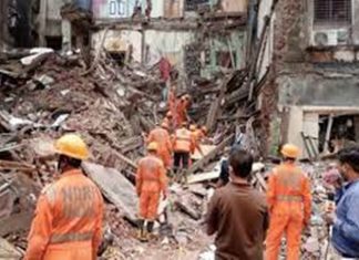 मालाड दुर्घटनेप्रकरणी मृतांच्या नातेवाईकांना केंद्राकडून 2 लाख तर राज्य सरकारकडून ५ लाख रुपयांची मदत जाहीर