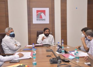 राज्यातल्या पोलिसांना त्यांच्या हक्काची घरे मिळवून देण्यासाठी नगरविकास विभाग विशेष धोरण तयार करणार