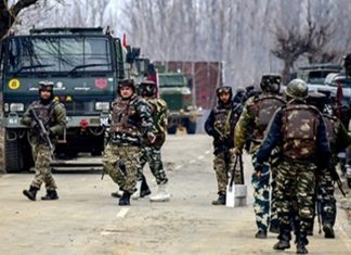 लष्कर-ए-तैयबाच्या उच्च कमांडरसह ३ दहशतवादी चकमकीत ठार