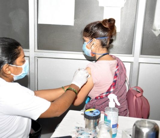 देशभरात काल ६० लाख १९ हजार ५८ जणांचे लसीकरण