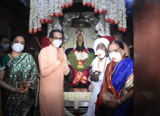 आषाढी एकादशीनिमित्त श्री विठ्ठल-रूक्मिणीची शासकीय पूजा मुख्यमंत्र्यांच्या हस्ते संपन्न