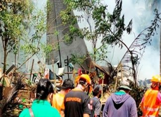 फिलिपाईन्समध्ये हवाई दलाच्या विमानाला झालेल्या अपघातात ४५ जणांचा मृत्यू