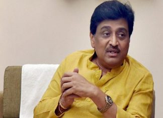 सिंधुदुर्ग जिल्ह्यातील मल्हार पुलाच्या पुनर्बांधणीसाठी तातडीने ६ कोटी निधीस मान्यता – सार्वजनिक बांधकाम मंत्री अशोक चव्हाण