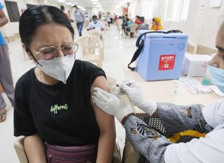 कोरोना प्रतिबंधक लसीकरणात देशानं केला ४९ कोटींचा टप्पा पार