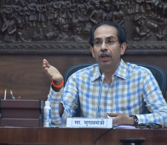 सहकार क्षेत्रात सुधारणा घडवून आणण्यासाठी सहकार परिषद आयोजित करण्याची मुख्यमंत्र्याची सूचना