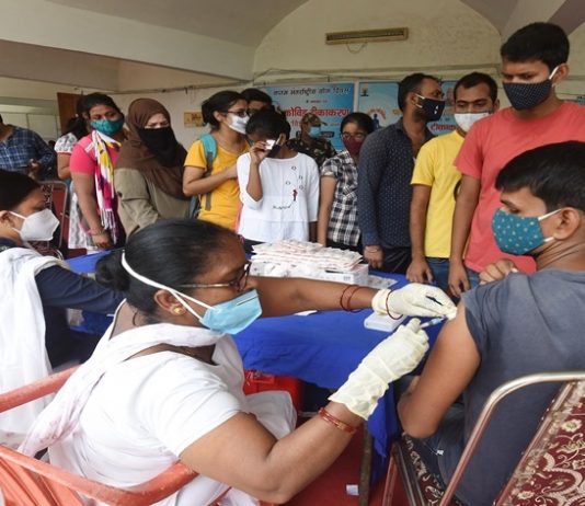 बिहारमध्ये पाच कोटी लसीकरण पूर्ण