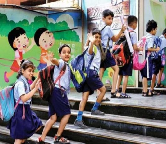 मुंबईत ४ ऑक्टोबरपासून इयत्ता ८ वी ते १२ वी चे वर्ग प्रत्यक्ष सुरु करण्यास परवानगी