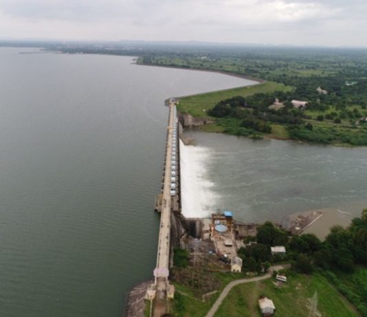 मराठवाड्यातल्या सर्व धरणांमधून पाण्याचा विसर्ग सुरु