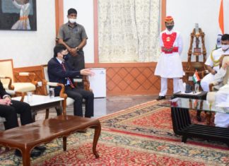 सिंगापूरच्या नवनियुक्त वाणिज्यदूतांनी घेतली राज्यपालांची भेट