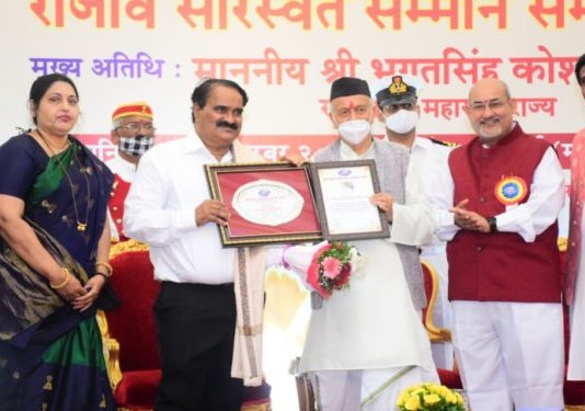 लेखक विश्वास पाटील यांना ‘राजीव सारस्वत सन्मान’ प्रदान