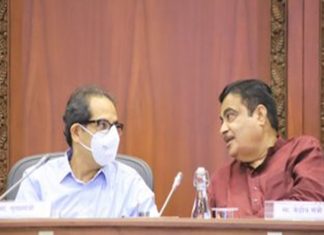 राज्यातली महामार्गांची प्रलंबित कामं तत्काळ मार्गी लावण्याची मुख्यमंत्र्यांची सूचना