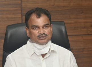 राज्यातील चंदन उत्पादन वाढीला उत्तेजन देण्यासाठी सरकार कटीबद्ध