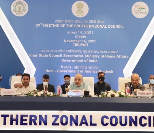 गावोगावात लशीच्या दुसऱ्या मात्रेसाठी नागरिकांना प्रोत्साहित करावं – अमित शहा