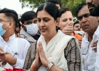 विधानपरिषद पोटनिवडणुकीत प्रज्ञा सातव बिनविरोध