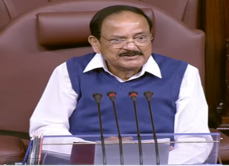 निलंबन मागं घेण्याची मागणी राज्यसभेचे अध्यक्ष व्यंकय्या नायडू यांनी फेटाळली
