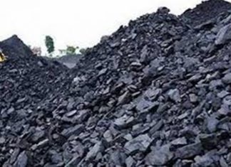 देशात कोळश्याचा तुटवडा नसल्याचं कोळसा आणि खाण मंत्र्यांनी सांगितलं