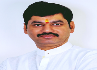 उद्योग व विक्रीसाठी १०० महिला बचतगटांना अनुदान उपलब्ध करून देण्यात येणार- धनंजय मुंडे