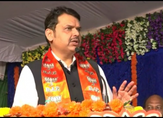 राज्य सरकार गरीब दीन दलितांचं सरकार नसून दारू विकणाऱ्याच सरकार- देवेंद्र फडनवीस