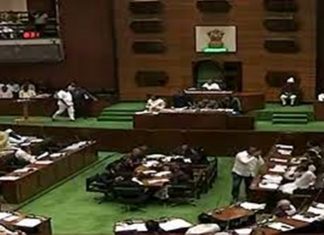 महाराष्ट्रात हिवाळी अधिवेशनाला आजपासून सुरवात, स्पर्धा परीक्षा घोटाळ्यावरुन विरोधीपक्षांची चर्चेची मागणी