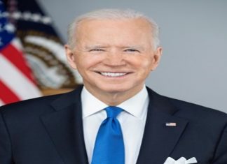 अमेरिकेचे अध्यक्ष जो बायडन यांनी ओमायक्रोन विषाणूचा प्रसार रोखण्यात आपल्या प्रशासनाला अपयश आल्याचा आरोप फेटाळला