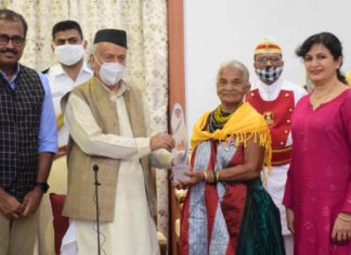 आदिवासी पर्यावरण कार्यकर्त्या तुलसी गौडा मदर तेरेसा पुरस्काराने सन्मानित
