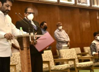 नवनिर्वाचित विधान परिषद सदस्यांनी घेतली सदस्यत्वाची शपथ