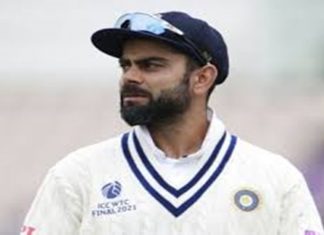 दक्षिण आफ्रिकेविरुद्धच्या तिसऱ्या कसोटी सामन्यात नाणेफेक जिंकून फलंदाजी करण्याचा भारताचा निर्णय