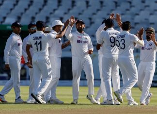 केपटाऊन कसोटी क्रिकेट सामन्यात दक्षिण आफ्रिकेचा भारताविरूद्ध पहिला डाव सुरू