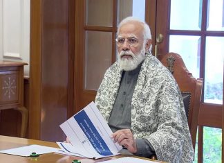 देशातल्या कोरोना परिस्थितीचा आढावा घेण्यासाठी प्रधानमंत्री संध्याकाळी राज्यांच्या मुख्यमंत्र्यांशी चर्चा करणार