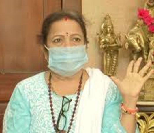 मुंबईत कोविड १९ च्या रुग्णांची संख्या अशीच वाढत राहिली तर लॉकडाऊन करावा लागेल- किशोरी पेडणेकर