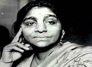 स्वतंत्रता सेनानी,प्रखर वक्त्या आणि प्रसिद्ध कवयित्री सरोजिनी नायडू यांची आज १४३ वी जयंती