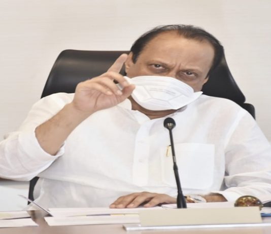 सरकारनं प्रश्न सोडवण्याचं आश्वासन दिल्यानंतर राज्यातल्या सरकारी कर्मचाऱ्यांचा संप मागे