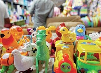 चीनमधून होणाऱ्या खेळणी, खेळ, आणि क्रीडा साहित्याच्या आयातीत घट