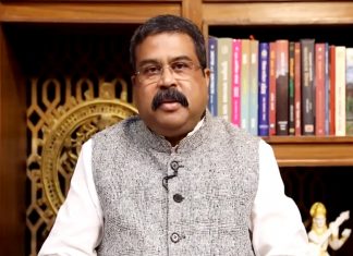 जवळपास एक लाख युवकांना इंटर्नशिपची संधी मिळणार आहे – धर्मेंद्र प्रधान