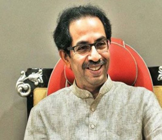 आधुनिक महाराष्ट्राची लेणी निर्माण करण्यासाठी या क्षेत्रात काम करणारे लोक आणि स्थळांचा शोध घेण्याची मुख्यमंत्र्यांची सूचना