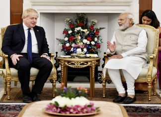 प्रधानमंत्री नरेंद्र मोदी आणि ब्रिटनचे प्रधानमंत्री बोरीस जॉन्सन यांच्यात द्वीपक्षीय चर्चा