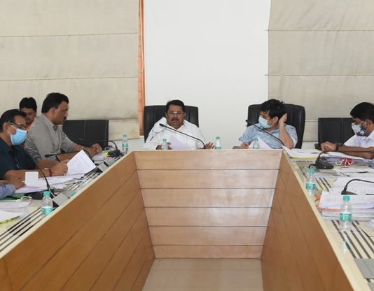 पवना प्रकल्पग्रस्तांना पर्यायी जमीनवाटपाच्या कार्यवाहीला गती द्यावी – मदत व पुनर्वसनमंत्री विजय वडेट्टीवार