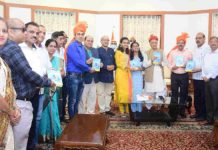 राज्यपालांच्या हस्ते ‘प्रौद्योगिकी बैंकिंग और हिंदी’ पुस्तकाचे प्रकाशन