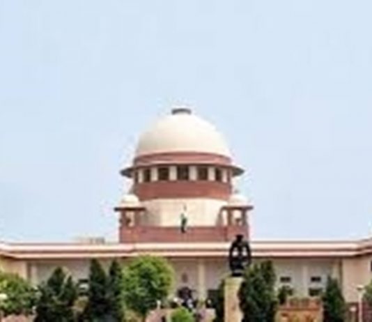 राजद्रोहाचा कायदा तूर्तास स्थगित करण्याचे सर्वोच्च न्यायालयाचे आदेश