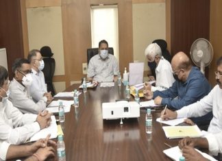 मराठा आरक्षणातल्या आंदोलकांवरचे गुन्हे मागे घेण्यासंदर्भात अहवाल सादर करण्याचे गृहमंत्र्यांचे आदेश