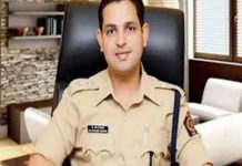 निलंबित पोलिस उपायुक्त सौरभ त्रिपाठी विरुद्ध मुंबई पोलिसांची लूकआऊट नोटीस
