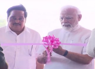 आठ वर्षांच्या काळात केंद्र सरकारनं आरोग्य सेवा देशाच्या तळागळात पोहचवली – प्रधानमंत्री