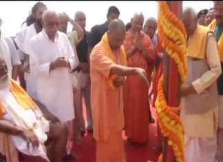 अयोध्येतल्या राम मंदीराच्या गर्भ गृहाच्या बांधकामाला सुरवात